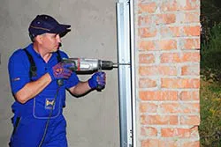 State Garage Door Service Austin, TX 512-710-1101 - installation-side